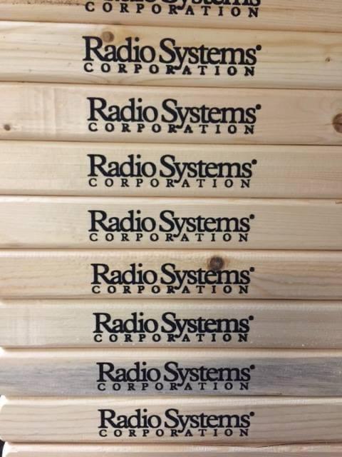 JUMBO upto 5ft Plain 2×4 Set – CUSTOM LOGO with 2 IMPRESSIONS on Each Block